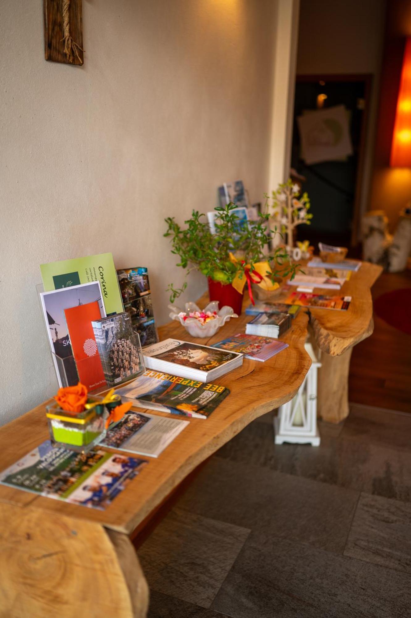 Garni Tuttotondo Hotel Levico Terme Ngoại thất bức ảnh