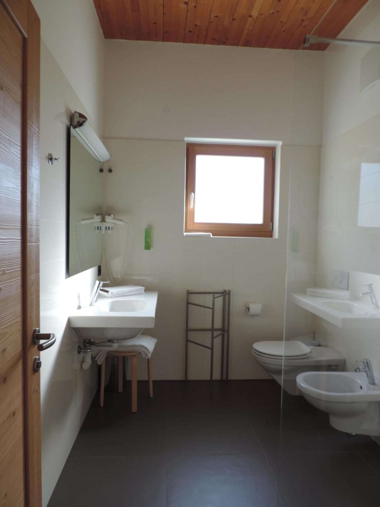 Garni Tuttotondo Hotel Levico Terme Phòng bức ảnh