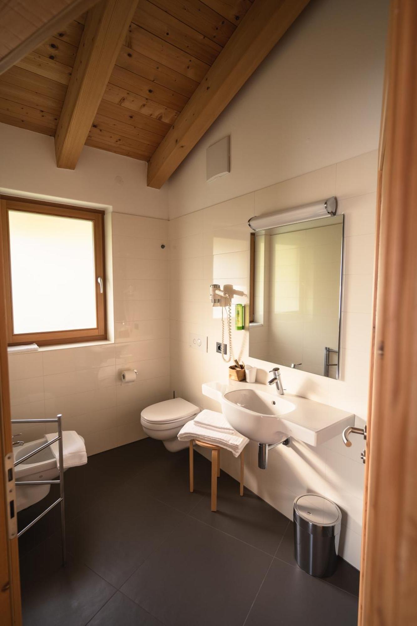Garni Tuttotondo Hotel Levico Terme Phòng bức ảnh